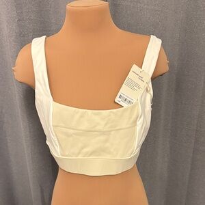 Monday Body Stylish Cream Cropped Top